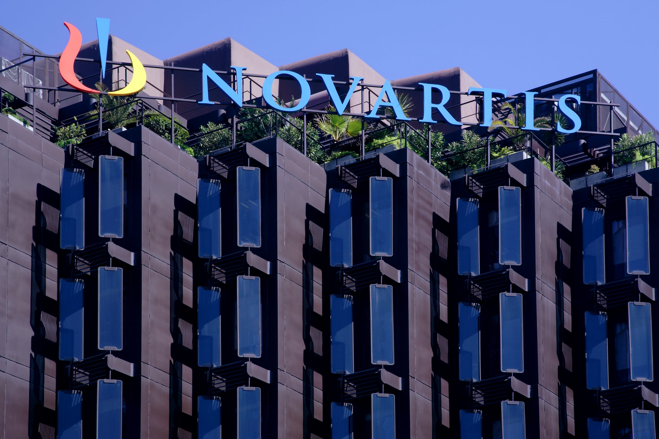 Yntegra garantiza la continuidad del edificio Novartis durante su transformación tras la compra de Freo